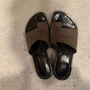 Donald Pliner buckskin sandals